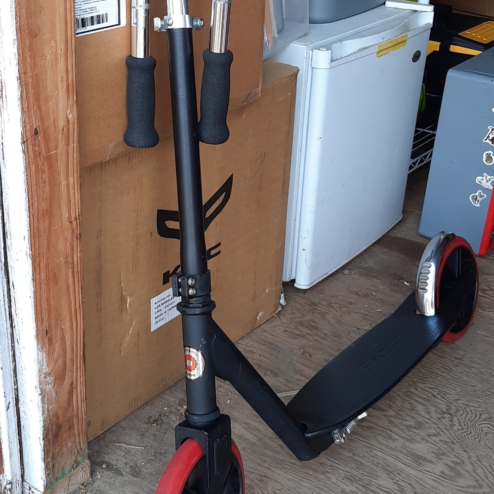 Razor scooter w/ rebel bearings install